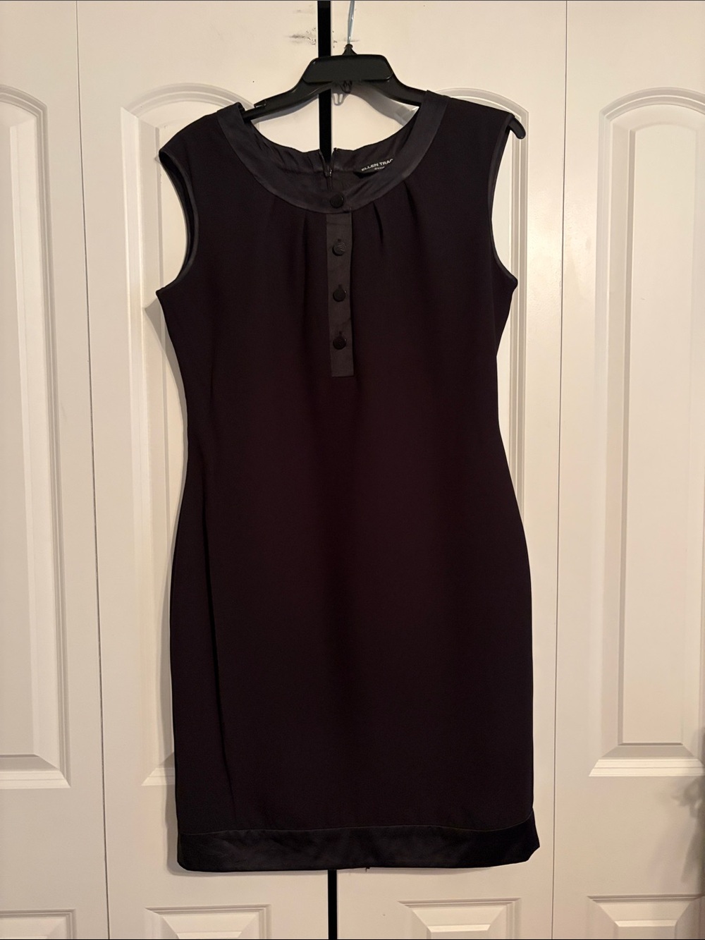 Ellen Tracy Black Sleeveless Shift Dress with Satin Trim